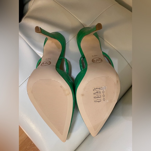 Michael Kors Green Mules - Picture 2 of 9